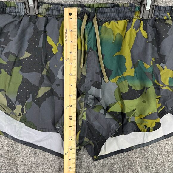 Under Armour Shorts Womens Small Gray Fitted Heatgear Lined‎ Running Workout Gym - Picture 8 of 9